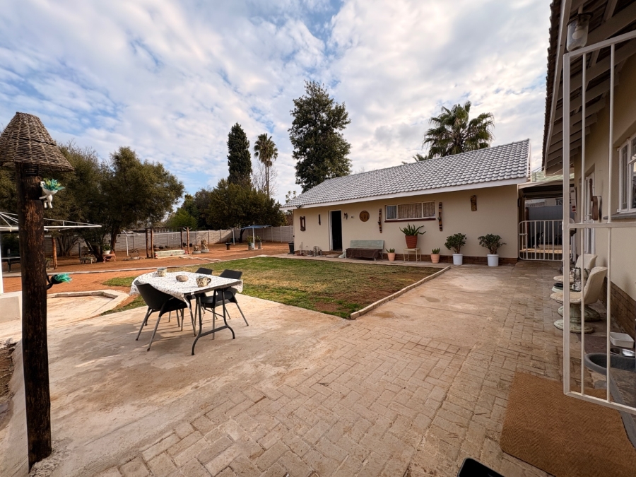 3 Bedroom Property for Sale in Flimieda North West